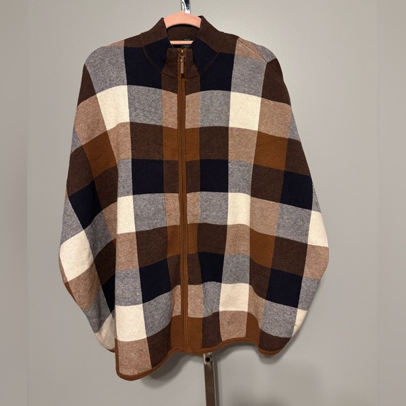 Tahari Jackets & Blazers - Tahari Cape Brown Blue And Cream Check Small/medium